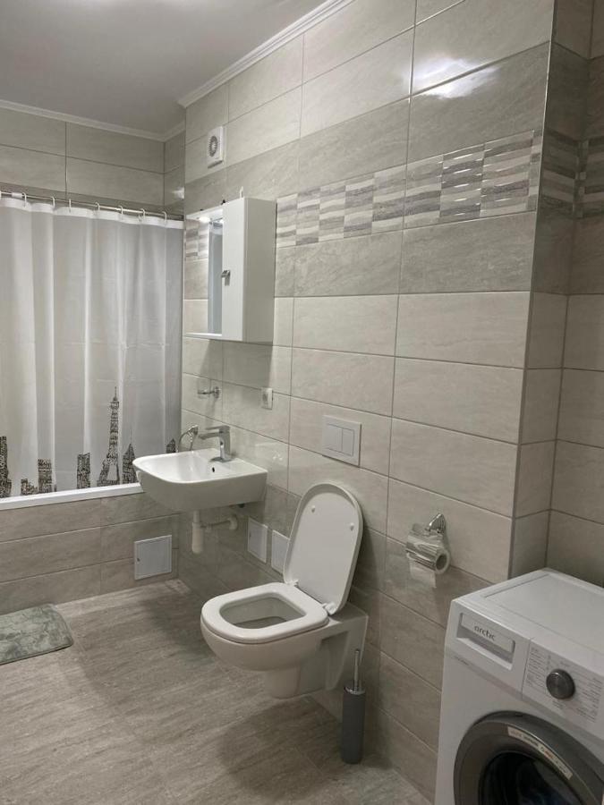 Flor Apartaments Târgu-Mureş エクステリア 写真